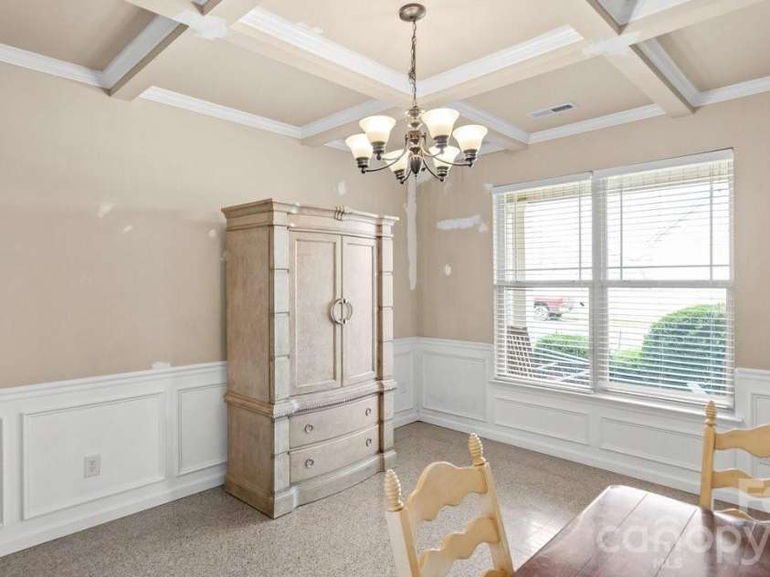 119 Cole Drive, Mooresville, NC 28115.  MLS# CAR4415718, YatesRealty ID 45190. 