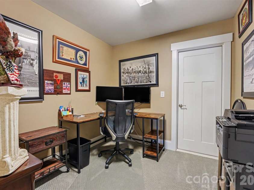 120 Silver Lake Trail, Mooresville, NC 28117.  MLS# CAR4413818, YatesRealty ID 45192. 