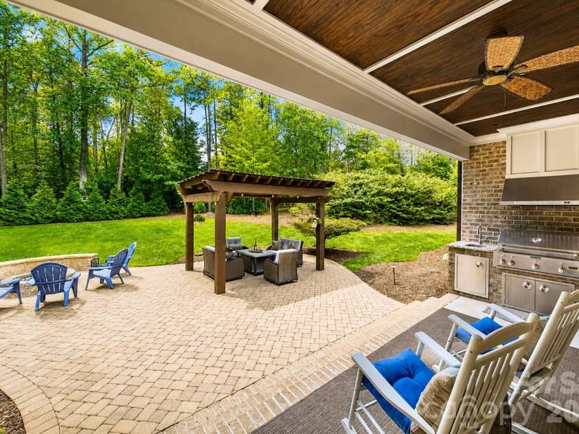 120 Silver Lake Trail, Mooresville, NC 28117.  MLS# CAR4413818, YatesRealty ID 45192. 