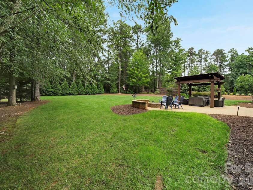 120 Silver Lake Trail, Mooresville, NC 28117.  MLS# CAR4413818, YatesRealty ID 45192. 