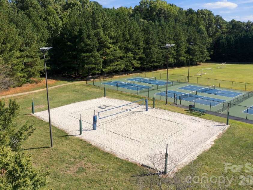120 Silver Lake Trail, Mooresville, NC 28117.  MLS# CAR4413818, YatesRealty ID 45192. 