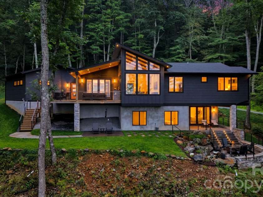165 Rock Water Extension, Boone, NC 28607.  MLS# CAR4415201, YatesRealty ID 45194. 