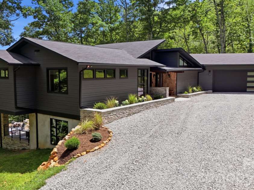 165 Rock Water Extension, Boone, NC 28607.  MLS# CAR4415201, YatesRealty ID 45194. Welcome Home!