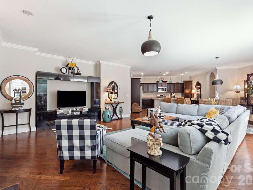 17004 Courtside Landing Drive, Cornelius, NC 28031.  MLS# CAR4415612, YatesRealty ID 45195. Living Area