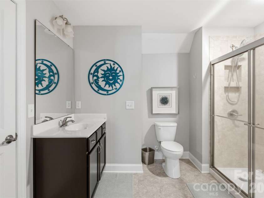 17004 Courtside Landing Drive, Cornelius, NC 28031.  MLS# CAR4415612, YatesRealty ID 45195. Upper Level - Bath 3