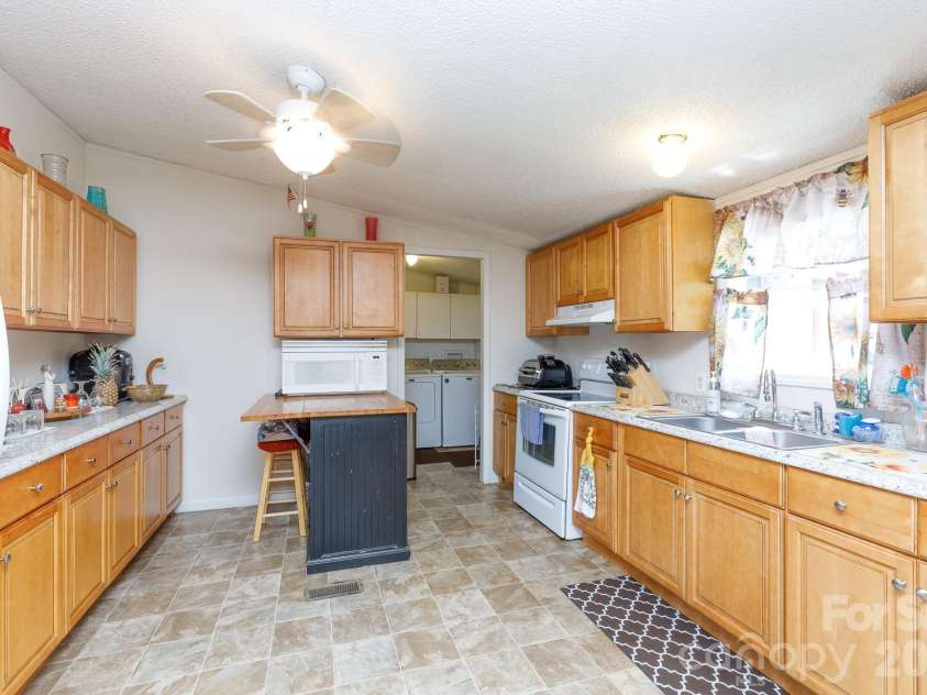 1910 Hardin Strait Road, Chester, SC 29706.  MLS# CAR4410280, YatesRealty ID 45196. 