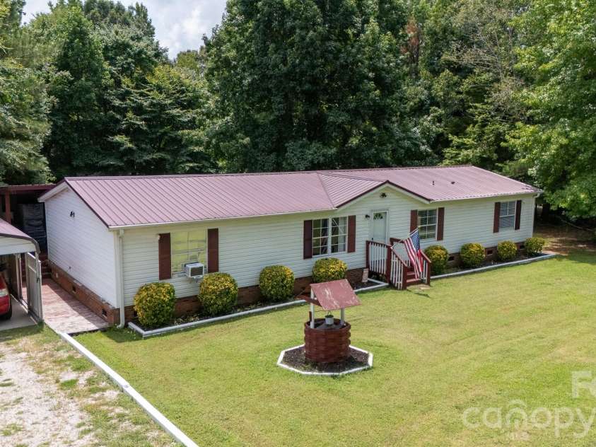 1910 Hardin Strait Road, Chester, SC 29706.  MLS# CAR4410280, YatesRealty ID 45196. 