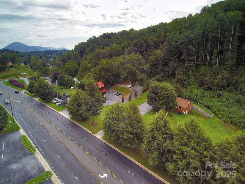 1460 Russ Avenue, Waynesville, NC 28786.  MLS# CAR4017485, YatesRealty ID 452. 