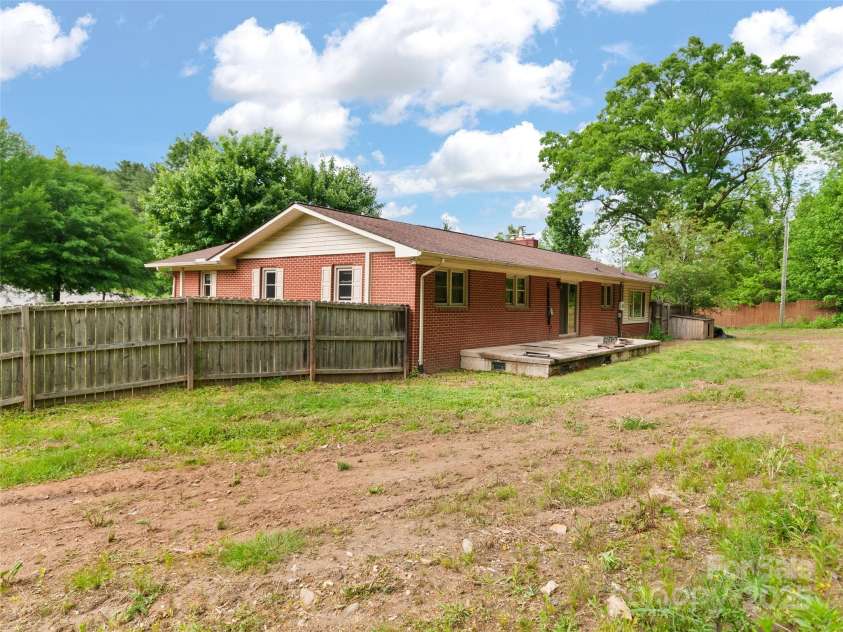 1460 Russ Avenue, Waynesville, NC 28786.  MLS# CAR4017485, YatesRealty ID 452. 