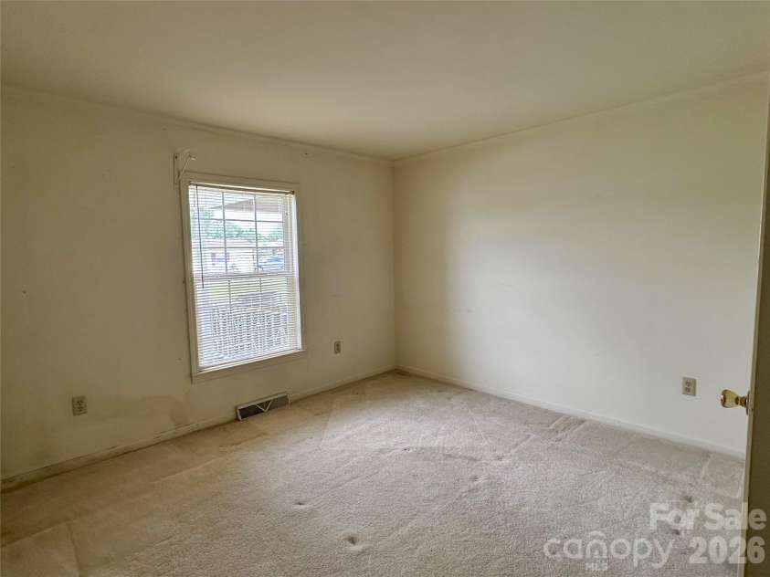 308 Riverwind Drive, Hendersonville, NC 28739.  MLS# CAR4349509, YatesRealty ID 4520. Bedroom 3