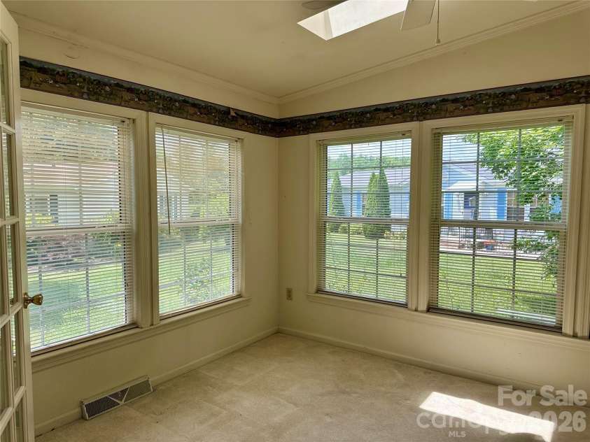 308 Riverwind Drive, Hendersonville, NC 28739.  MLS# CAR4349509, YatesRealty ID 4520. Study / Library