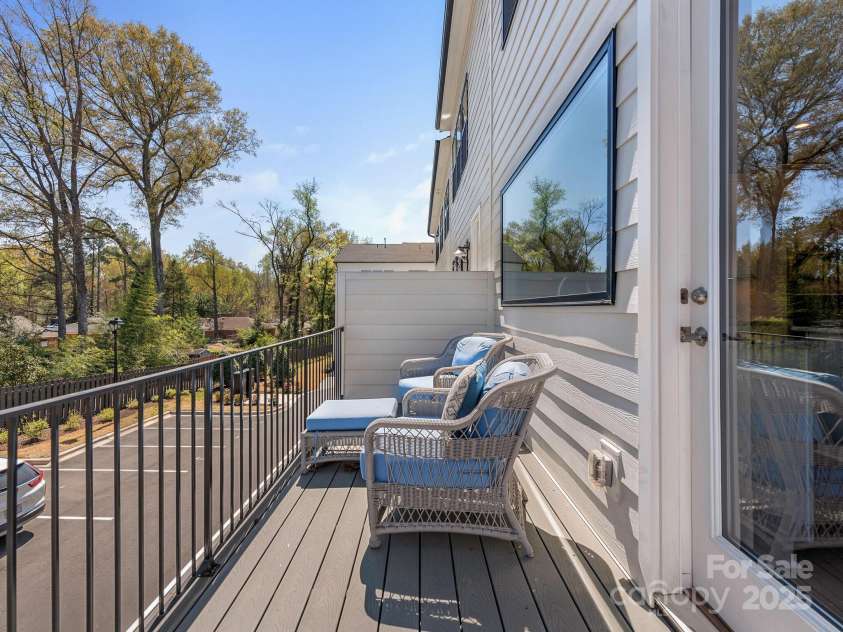 4141 Polluck Way, Charlotte, NC 28209.  MLS# CAR4242673, YatesRealty ID 4520. Deck off Kitchen