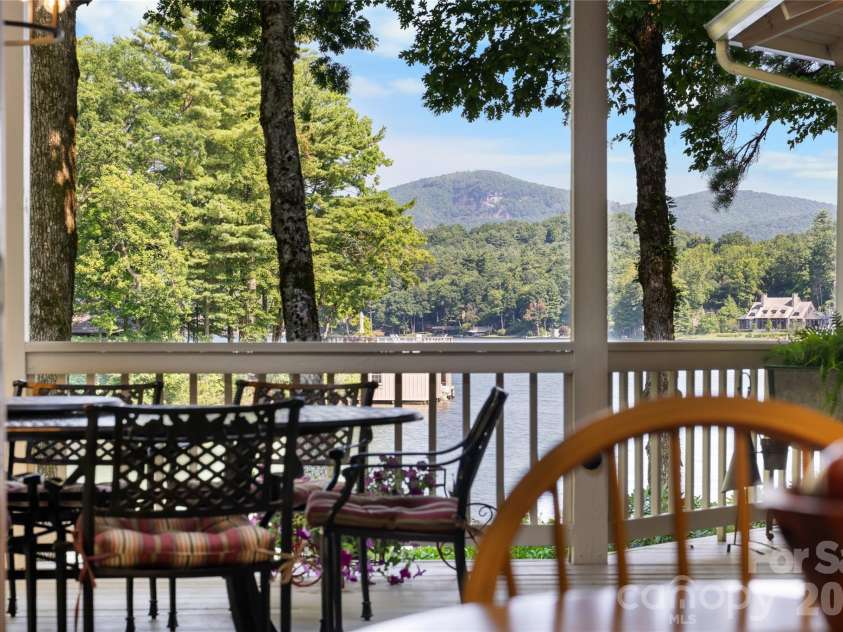 73 Lake Point Drive, Lake Toxaway, NC 28747.  MLS# CAR4416031, YatesRealty ID 45205. 