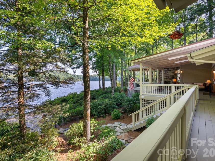 73 Lake Point Drive, Lake Toxaway, NC 28747.  MLS# CAR4416031, YatesRealty ID 45205. 