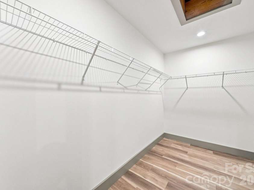 2945 Link Drive, Granite Falls, NC 28630.  MLS# CAR4409681, YatesRealty ID 45206. Primary Closet