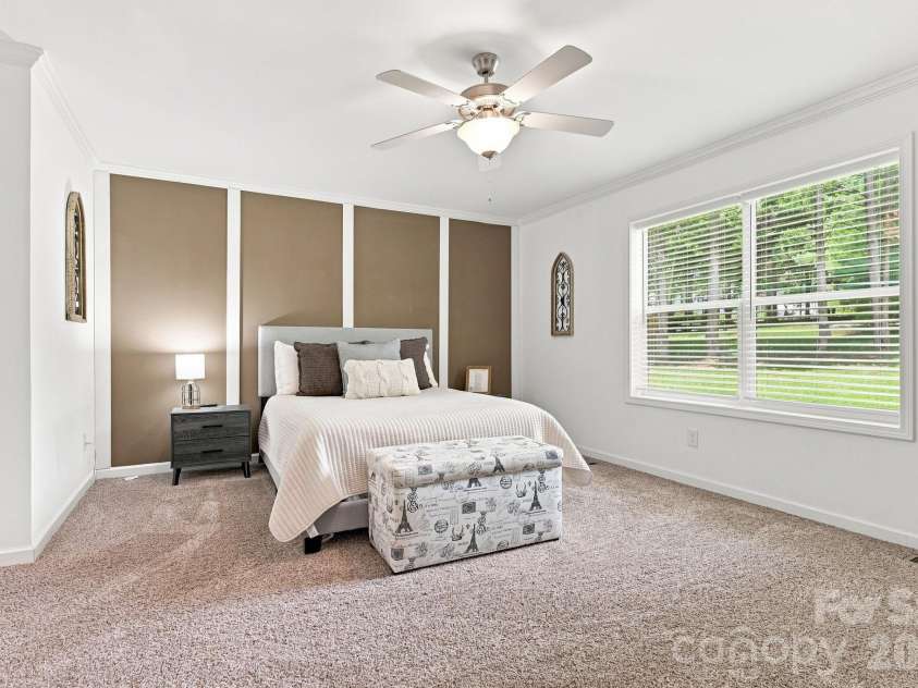 312 Sailwinds Road, Mooresville, NC 28115.  MLS# CAR4410586, YatesRealty ID 45207. 