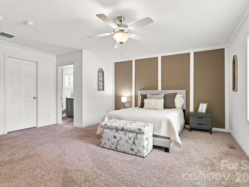 312 Sailwinds Road, Mooresville, NC 28115.  MLS# CAR4410586, YatesRealty ID 45207. 