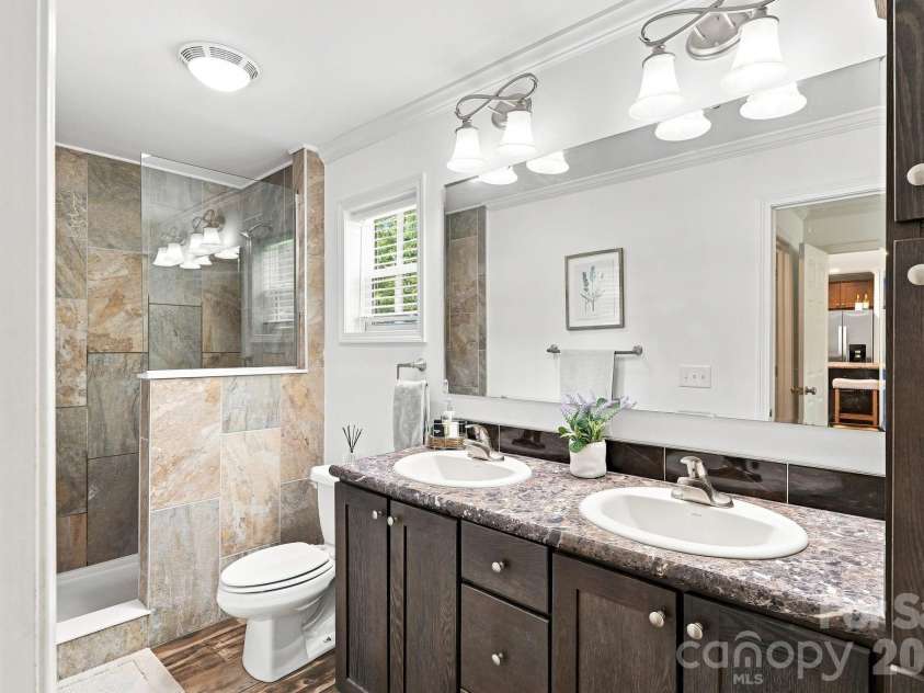 312 Sailwinds Road, Mooresville, NC 28115.  MLS# CAR4410586, YatesRealty ID 45207. 