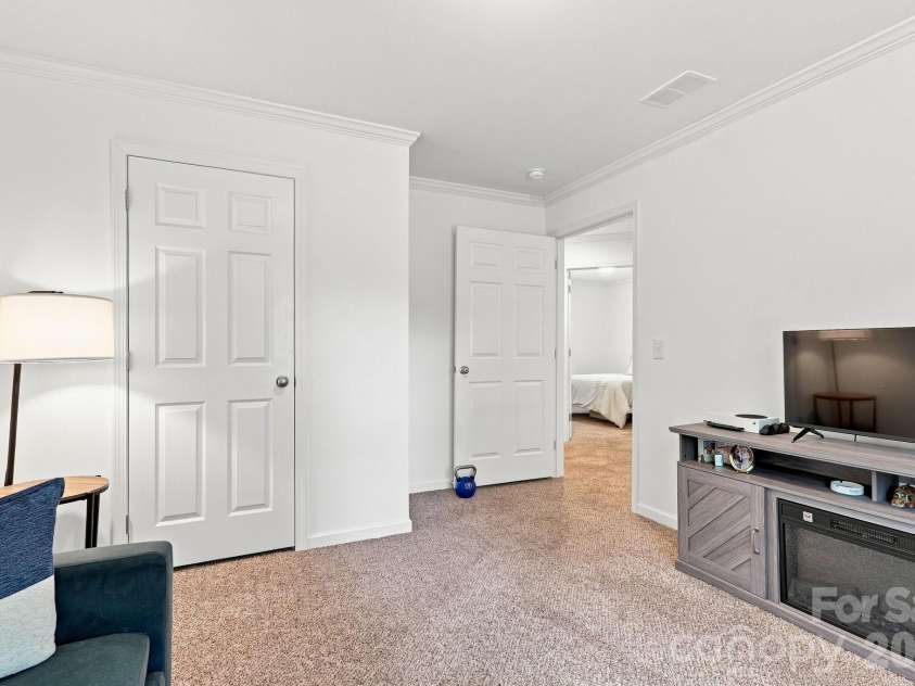 312 Sailwinds Road, Mooresville, NC 28115.  MLS# CAR4410586, YatesRealty ID 45207. 