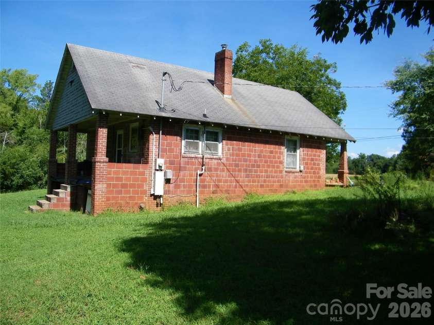 6235 Sherrills Ford Road, Salisbury, NC 28147.  MLS# CAR4416040, YatesRealty ID 45208. 