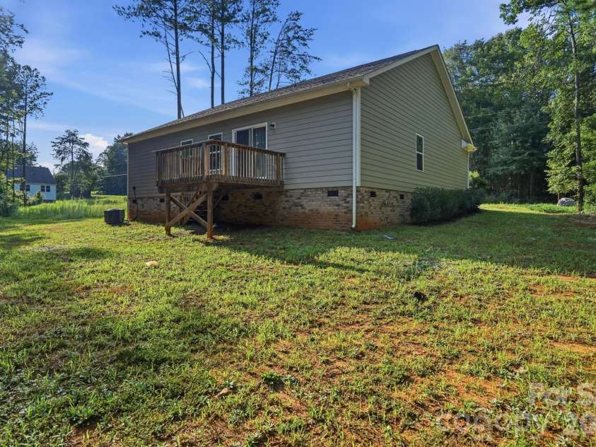 8175 Long Island Road, Catawba, NC 28609.  MLS# CAR4415284, YatesRealty ID 45209. 