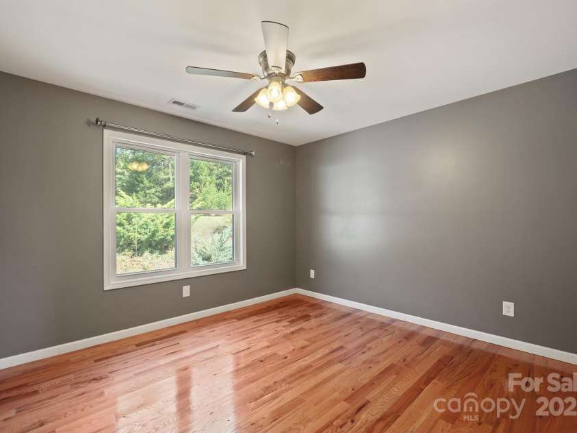 2301 Saratoga Run, Morganton, NC 28655.  MLS# CAR4306068, YatesRealty ID 4521. 