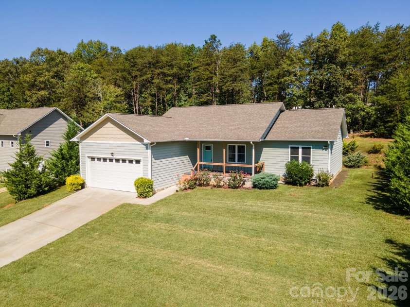 2301 Saratoga Run, Morganton, NC 28655.  MLS# CAR4306068, YatesRealty ID 4521. 