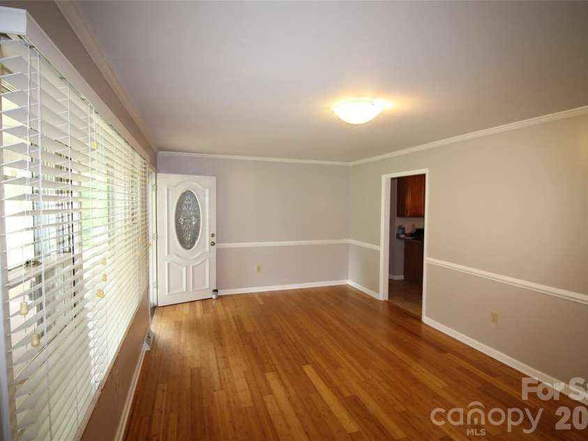 203 Ratchford Farm Road, Gastonia, NC 28056.  MLS# CAR4390648, YatesRealty ID 45211. 