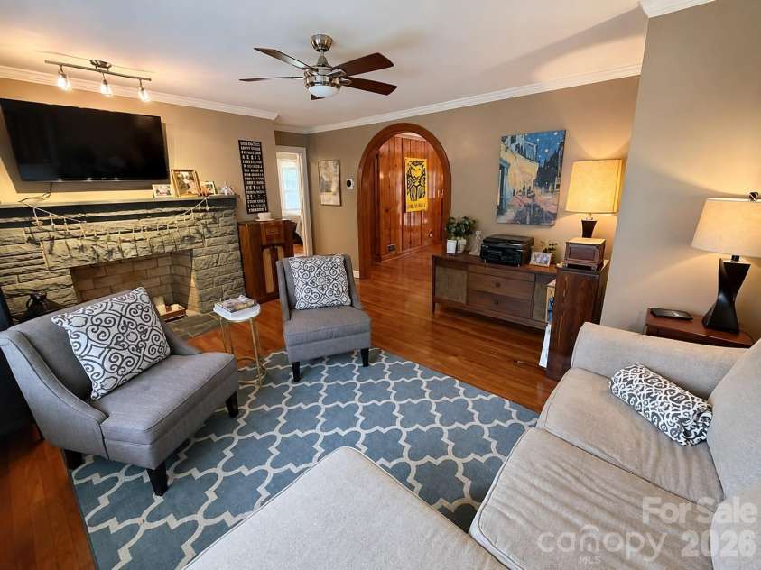 807 Yadkin Street, Albemarle, NC 28001.  MLS# CAR4415907, YatesRealty ID 45213. 