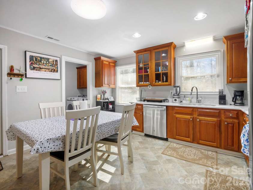 3113 Sandie Drive, Shelby, NC 28150.  MLS# CAR4336975, YatesRealty ID 4522. 