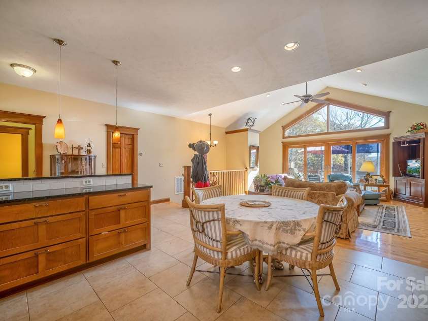 45 Hill Top Drive, Pisgah Forest, NC 28768.  MLS# CAR4227914, YatesRealty ID 4522. 