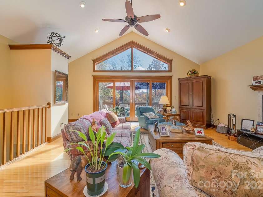 45 Hill Top Drive, Pisgah Forest, NC 28768.  MLS# CAR4227914, YatesRealty ID 4522. 