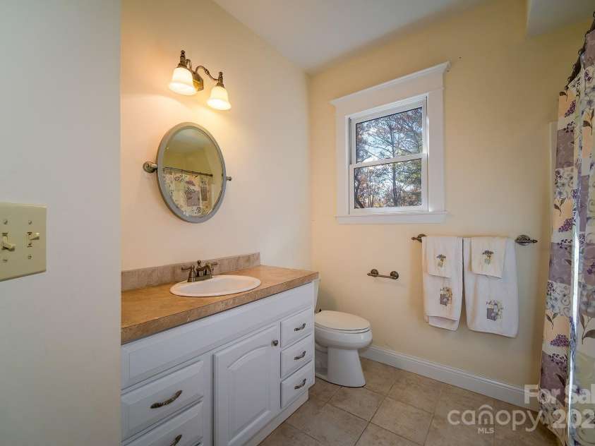 45 Hill Top Drive, Pisgah Forest, NC 28768.  MLS# CAR4227914, YatesRealty ID 4522. 