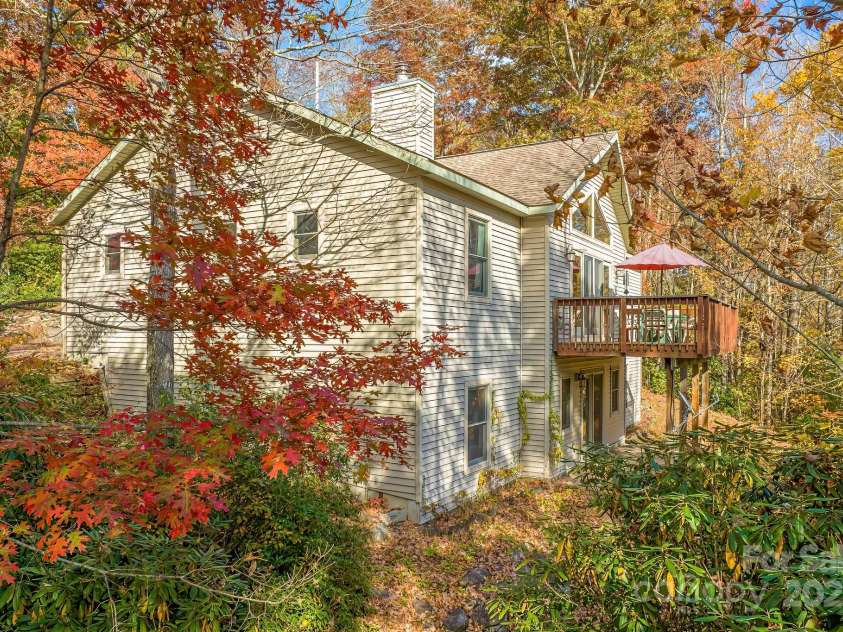 45 Hill Top Drive, Pisgah Forest, NC 28768.  MLS# CAR4227914, YatesRealty ID 4522. 