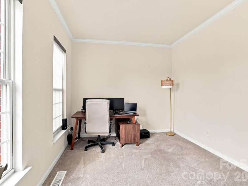12415 Oakbriar Lane, Charlotte, NC 28273.  MLS# CAR4416011, YatesRealty ID 45220. 