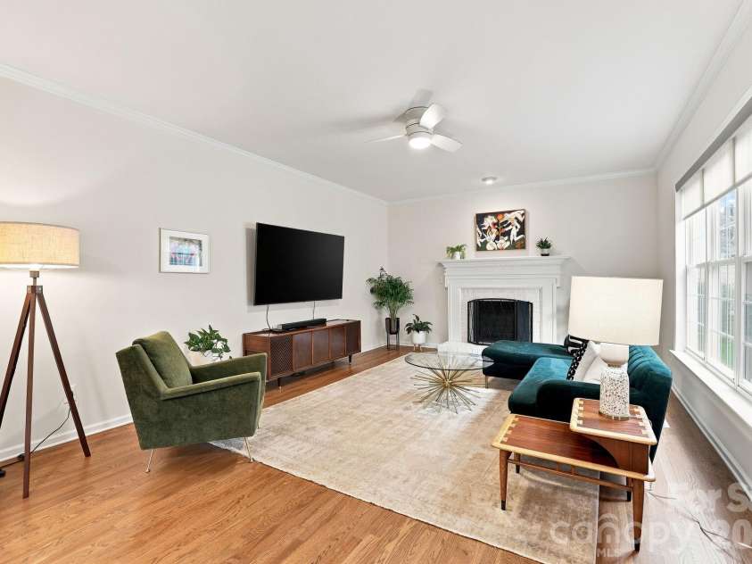 12415 Oakbriar Lane, Charlotte, NC 28273.  MLS# CAR4416011, YatesRealty ID 45220. 