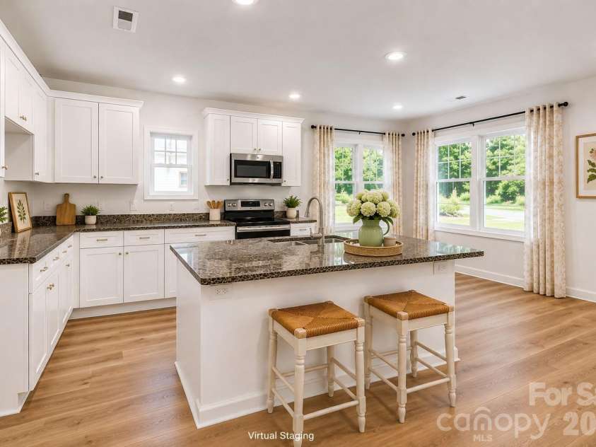 517 Front Street, Statesville, NC 28677.  MLS# CAR4415663, YatesRealty ID 45221. Kitchen (Virtual Staging)