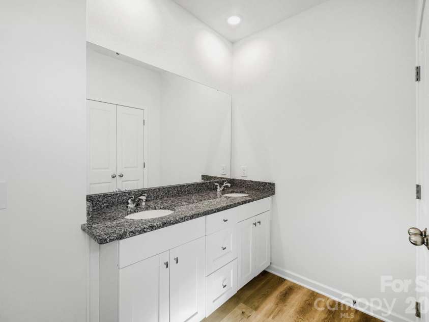 517 Front Street, Statesville, NC 28677.  MLS# CAR4415663, YatesRealty ID 45221. Primary Bathroom
