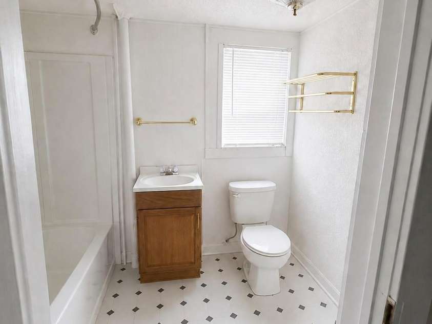 953 14th Street, Lancaster, SC 29720.  MLS# CAR4416094, YatesRealty ID 45228. 