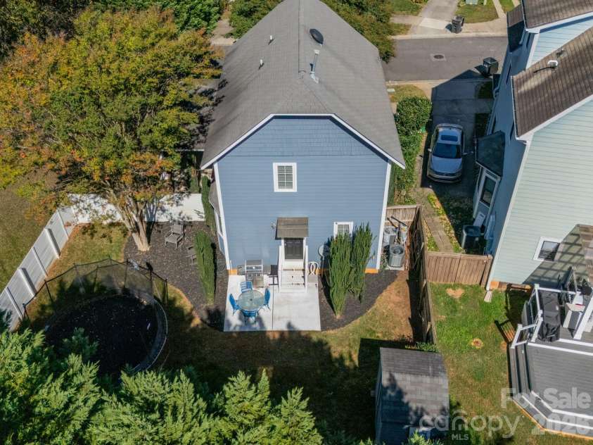 2823 Whiting Avenue, Charlotte, NC 28205.  MLS# CAR4313265, YatesRealty ID 4523. 