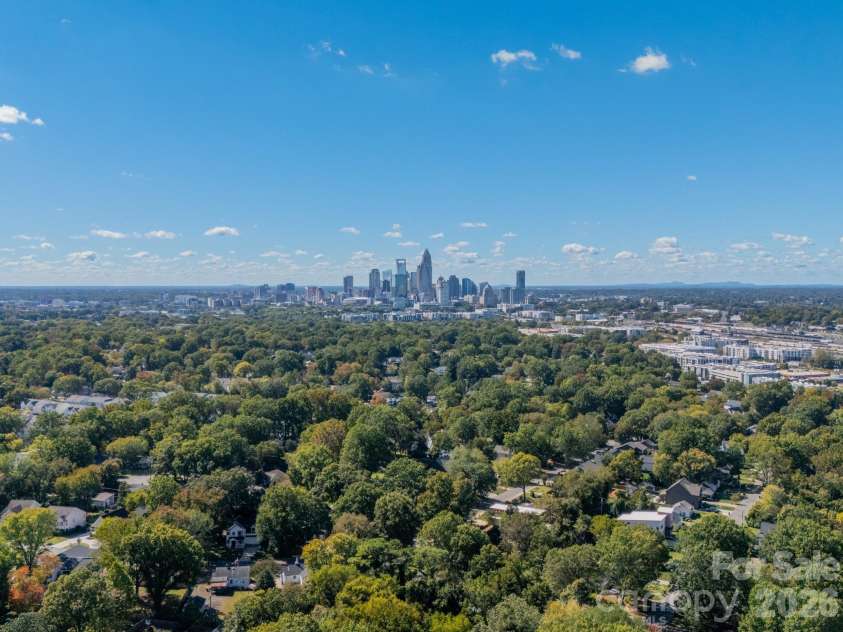 2823 Whiting Avenue, Charlotte, NC 28205.  MLS# CAR4313265, YatesRealty ID 4523. 