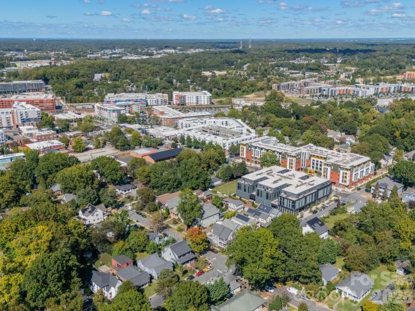 2823 Whiting Avenue, Charlotte, NC 28205.  MLS# CAR4313265, YatesRealty ID 4523. 