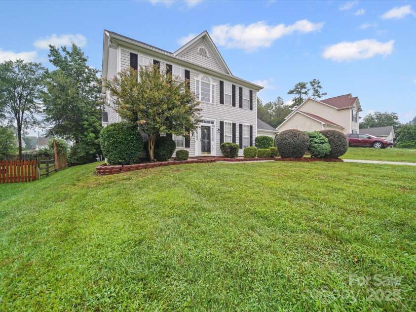 4294 Kiser Woods Drive, Concord, NC 28025.  MLS# CAR4287104, YatesRealty ID 4523. 