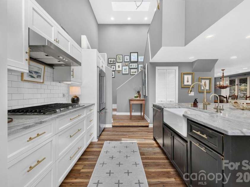 865 Haven Drive, Saluda, NC 28773.  MLS# CAR4415637, YatesRealty ID 45230. 