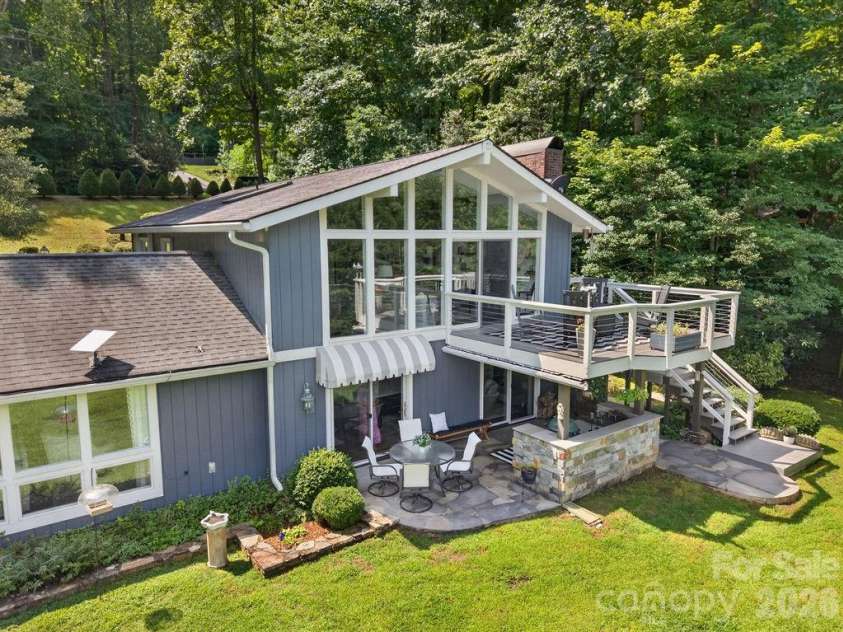 865 Haven Drive, Saluda, NC 28773.  MLS# CAR4415637, YatesRealty ID 45230. 