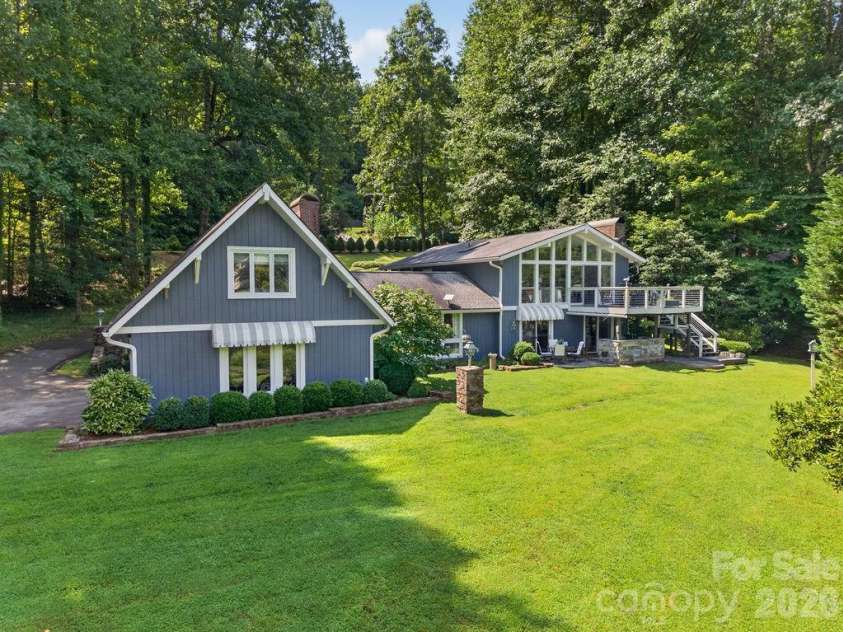 865 Haven Drive, Saluda, NC 28773.  MLS# CAR4415637, YatesRealty ID 45230. 