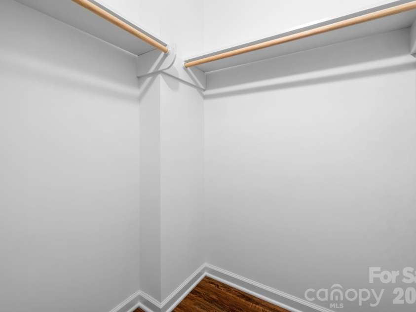 128 Buck Shoals Circle, Hudson, NC 28638.  MLS# CAR4416085, YatesRealty ID 45231. 