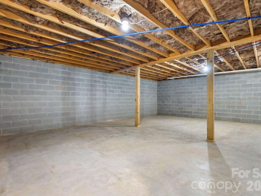 128 Buck Shoals Circle, Hudson, NC 28638.  MLS# CAR4416085, YatesRealty ID 45231. 