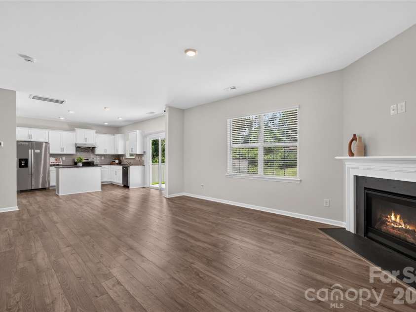5040 Deisy May Lane, Matthews, NC 28105.  MLS# CAR4416122, YatesRealty ID 45233. 