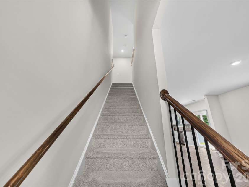 5040 Deisy May Lane, Matthews, NC 28105.  MLS# CAR4416122, YatesRealty ID 45233. 